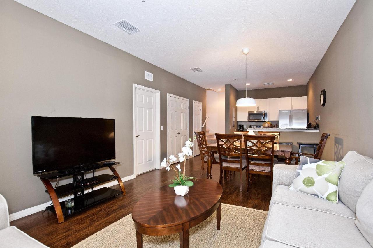 Great And Practical Townhouse In Gated Community, Sleeps 6 10 Min To Disney! Orlando Exterior photo